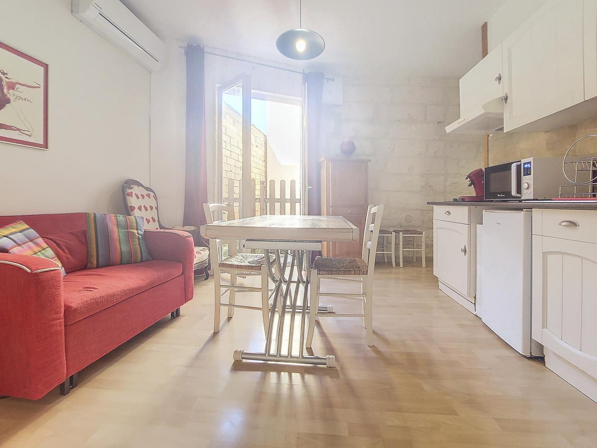 Studio Climatise Corps Saints Apartment อาวีญง ภายนอก รูปภาพ