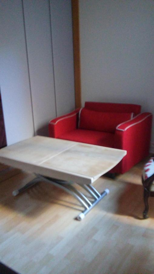 Studio Climatise Corps Saints Apartment อาวีญง ภายนอก รูปภาพ